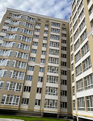 на вул. Зарічанська, 3/3А ЖК на вул. Зарічанська, 3/3А